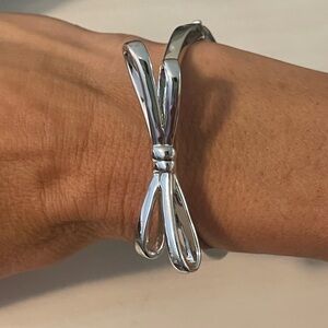 Kate Spade Bow Bracelet ♠️